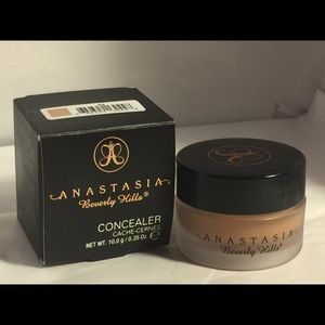 Anastasia Beverly Hills Concealer